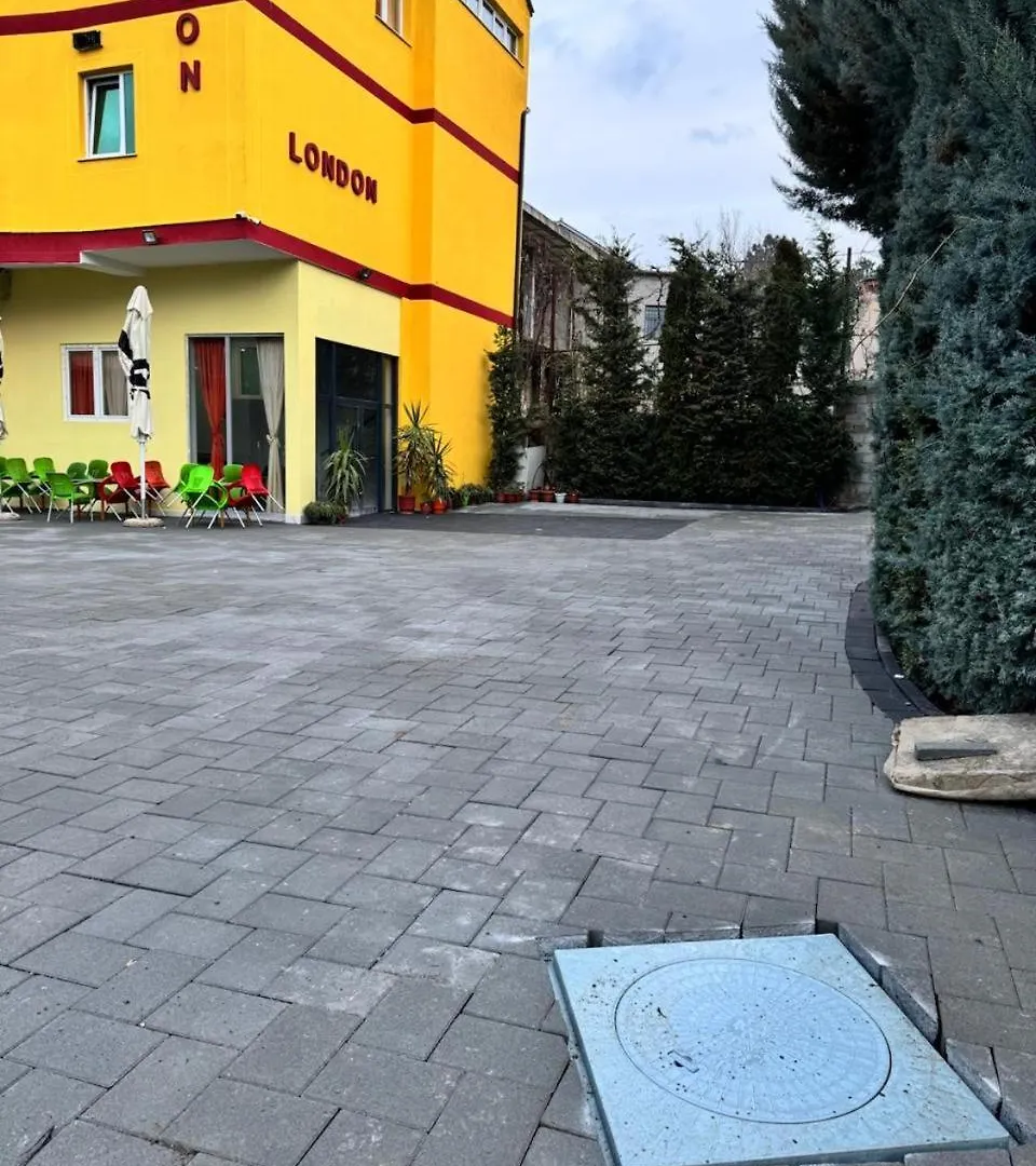 ****  London Restaurant Hotel Kukes Albánie