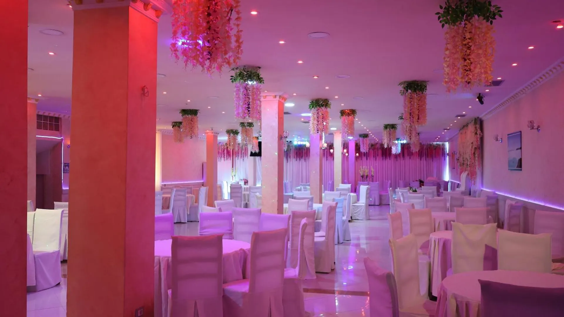 London Restaurant Hotel Kukes