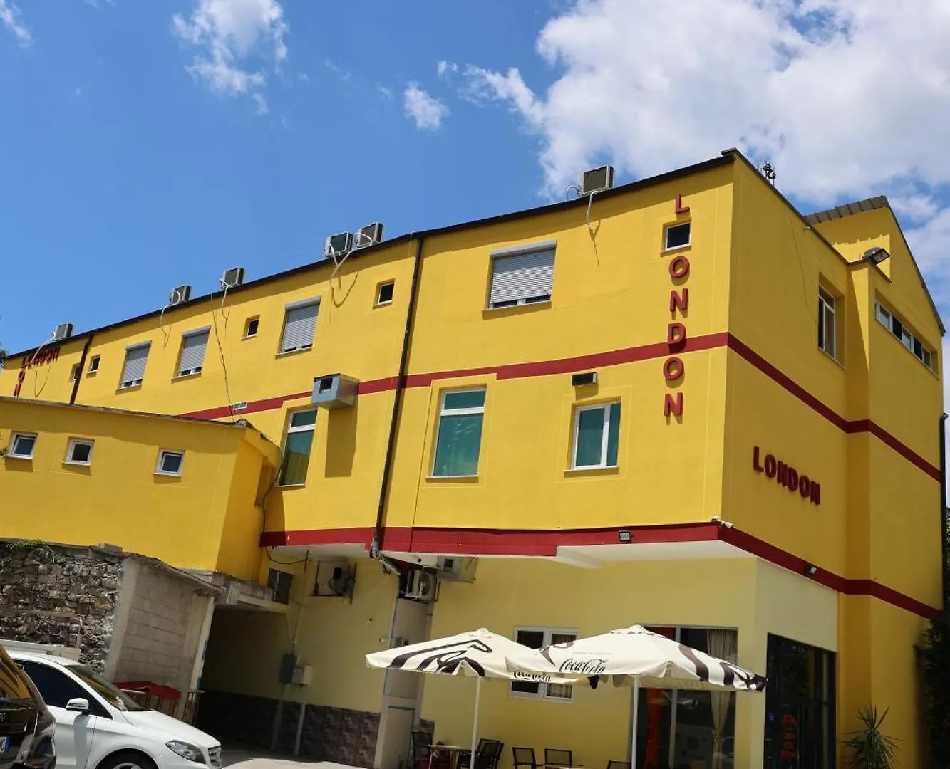 London Restaurant Hotel Kukes