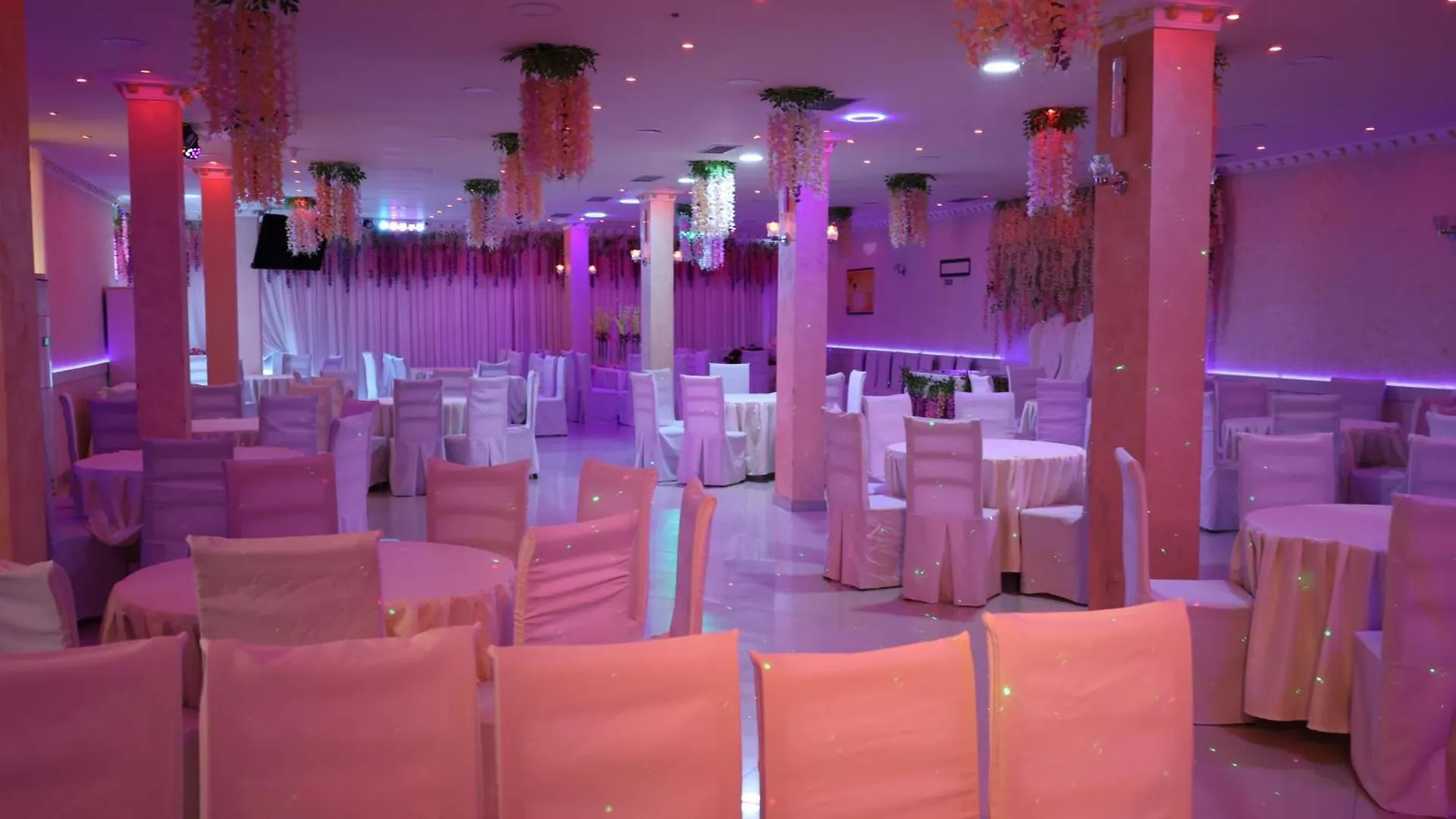 London Restaurant Hotel Kukes